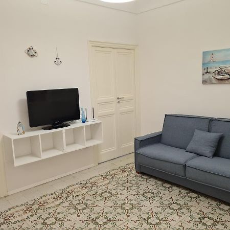 הוילה קאסטלמארה דל גולפו Casa Lara מראה חיצוני תמונה