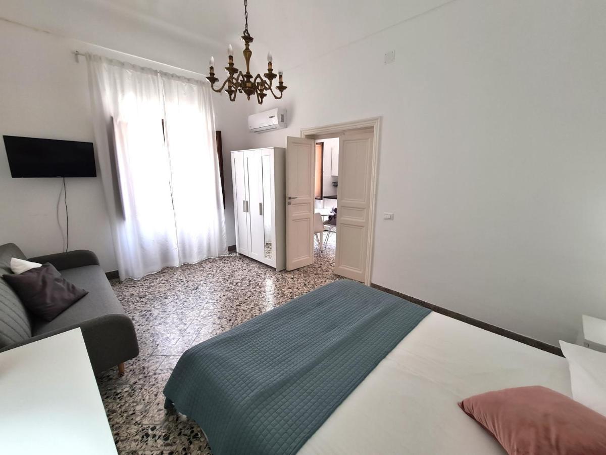 הוילה קאסטלמארה דל גולפו Casa Lara מראה חיצוני תמונה