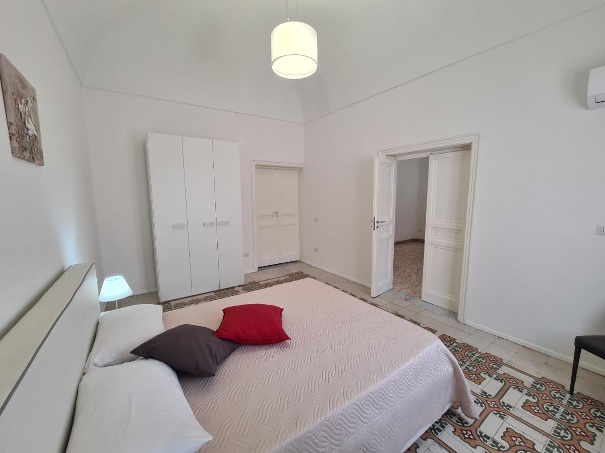 הוילה קאסטלמארה דל גולפו Casa Lara מראה חיצוני תמונה