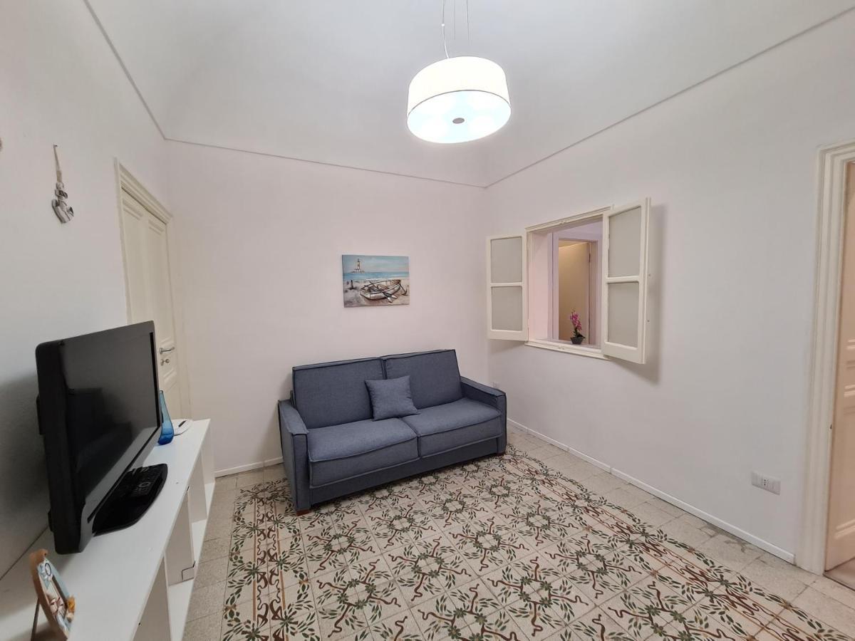הוילה קאסטלמארה דל גולפו Casa Lara מראה חיצוני תמונה