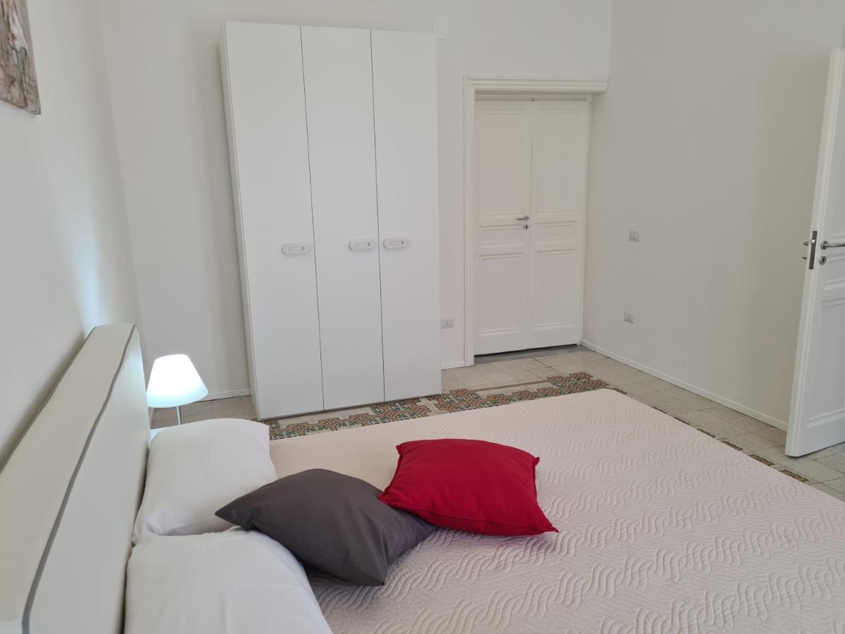 הוילה קאסטלמארה דל גולפו Casa Lara מראה חיצוני תמונה