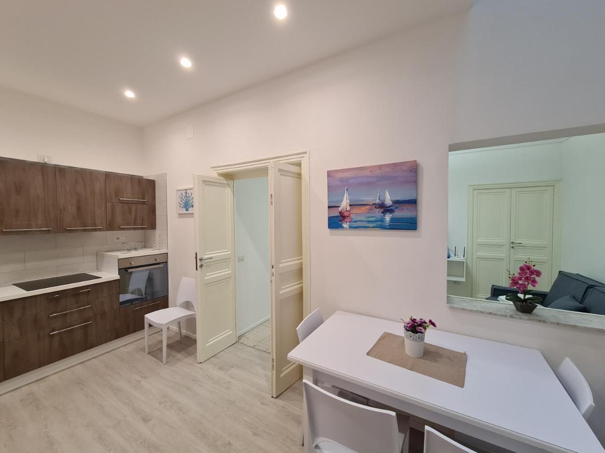 הוילה קאסטלמארה דל גולפו Casa Lara מראה חיצוני תמונה