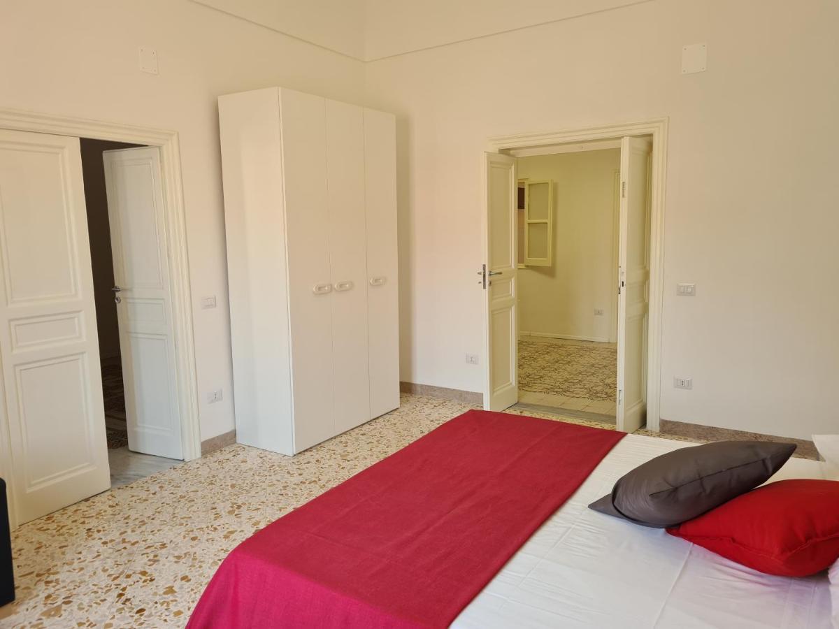 הוילה קאסטלמארה דל גולפו Casa Lara מראה חיצוני תמונה