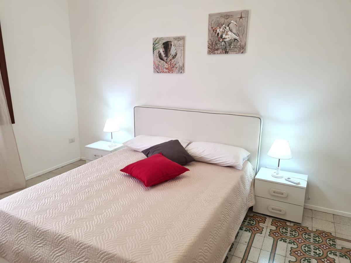 הוילה קאסטלמארה דל גולפו Casa Lara מראה חיצוני תמונה